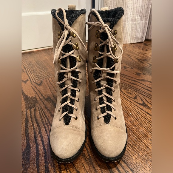 Suede Lace Up Boots - Picture 7 of 10